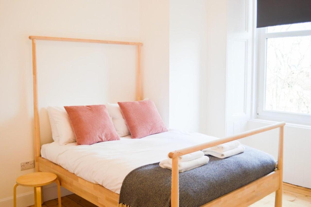 Modern 1 Bedroom Flat In The Heart Of Edinburgh Exterior photo